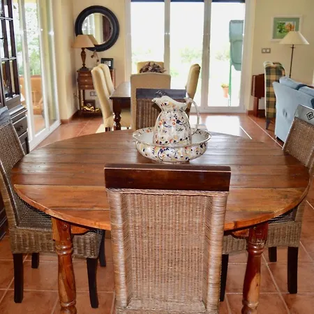 Al Lado Del Mar Entre Redes Y El Raso Holiday home